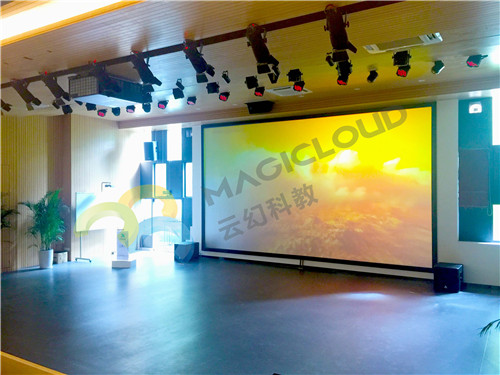 廣東省深圳市南山區(qū)香山里小學(xué)